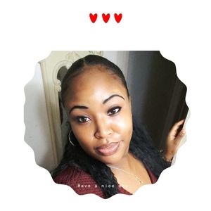 Meet your Posher, Britt